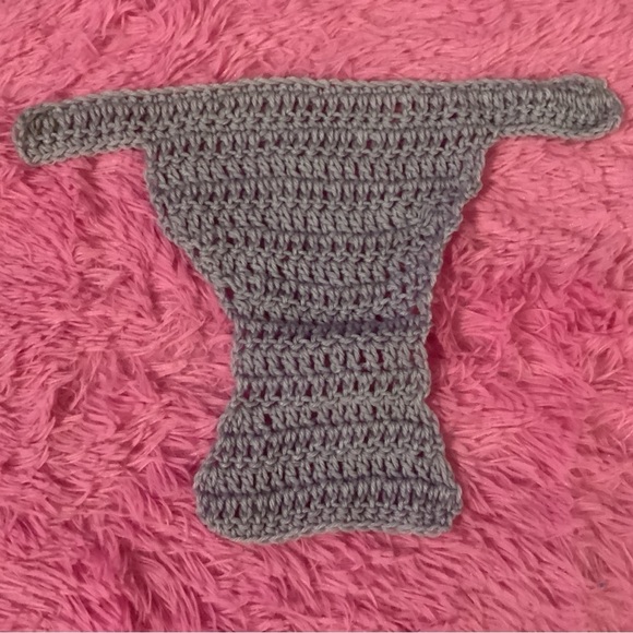 HANDCRAFTED, HAND CROCHETED DIAPER COVER, LAVENDER WITH WOODEN BUTTONS, NB-3M - Picture 2 of 3